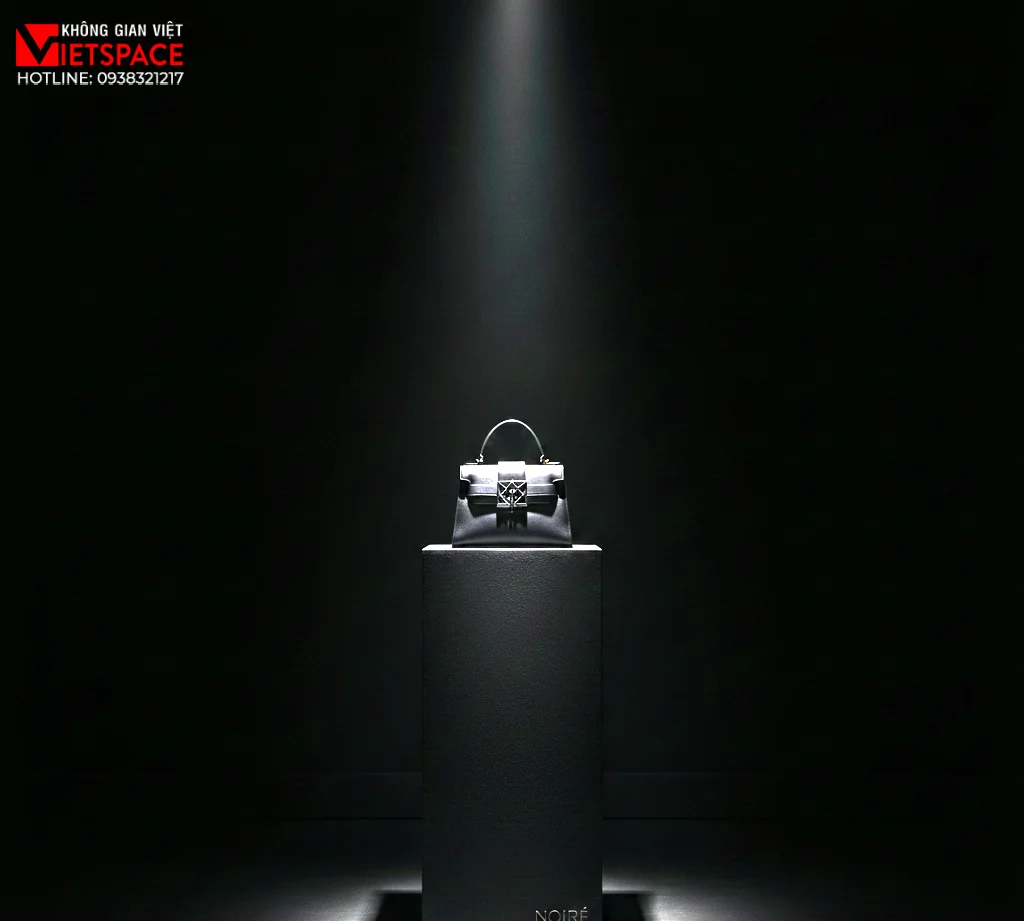 thiết kế cửa hàng thời trang noiré _10