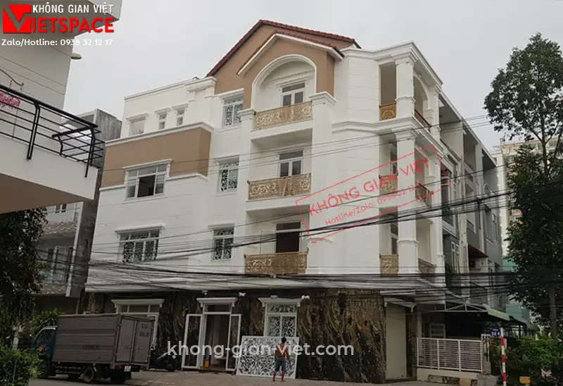 mẫu thiết kế nhà phố tân cổ điển do Không Gian Việt thực hiện