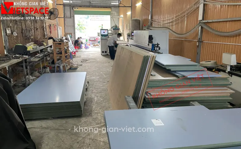 xuong go KGV xưởng sản xuất gỗ Không Gian Việt CNC 4 đầu